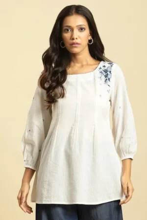 White Front Pleated Top With Embroidery